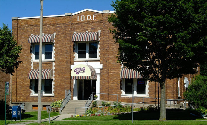 Dealer Spotlight: Elderly Instruments