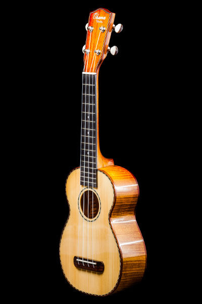 Ohana Ukuleles SK-70MG Solid Spruce and Flamed Mahogany Soprano